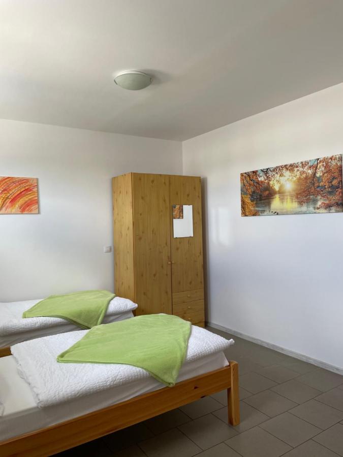 Twt Motel Triptis Ngoại thất bức ảnh