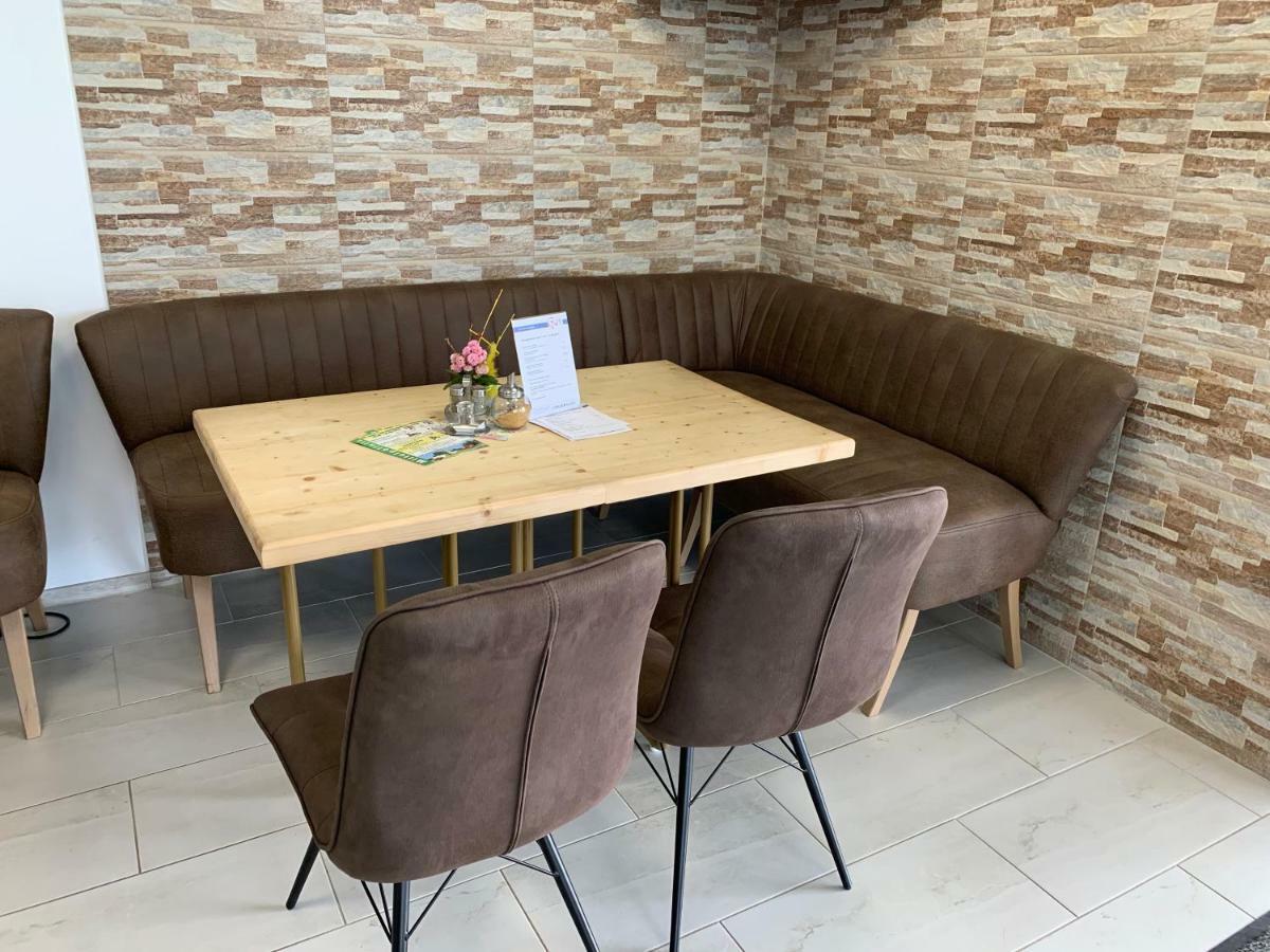 Twt Motel Triptis Ngoại thất bức ảnh